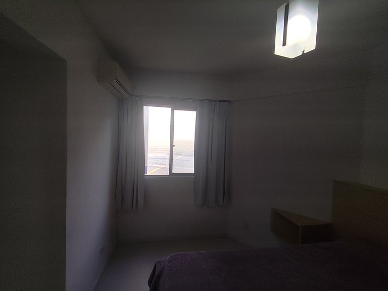 Vista mar e sacada a 40m da praia