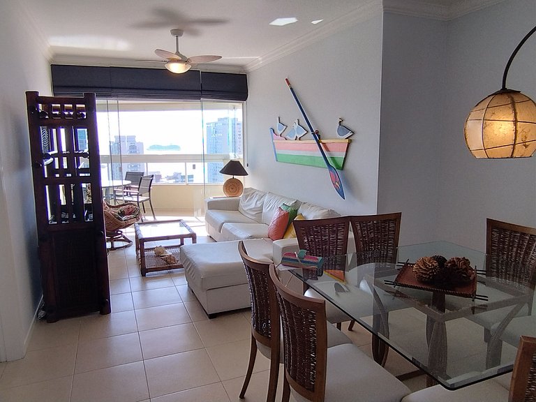 Encanto nas Alturas: Acomode-se no Elegante AP1904 em BC
