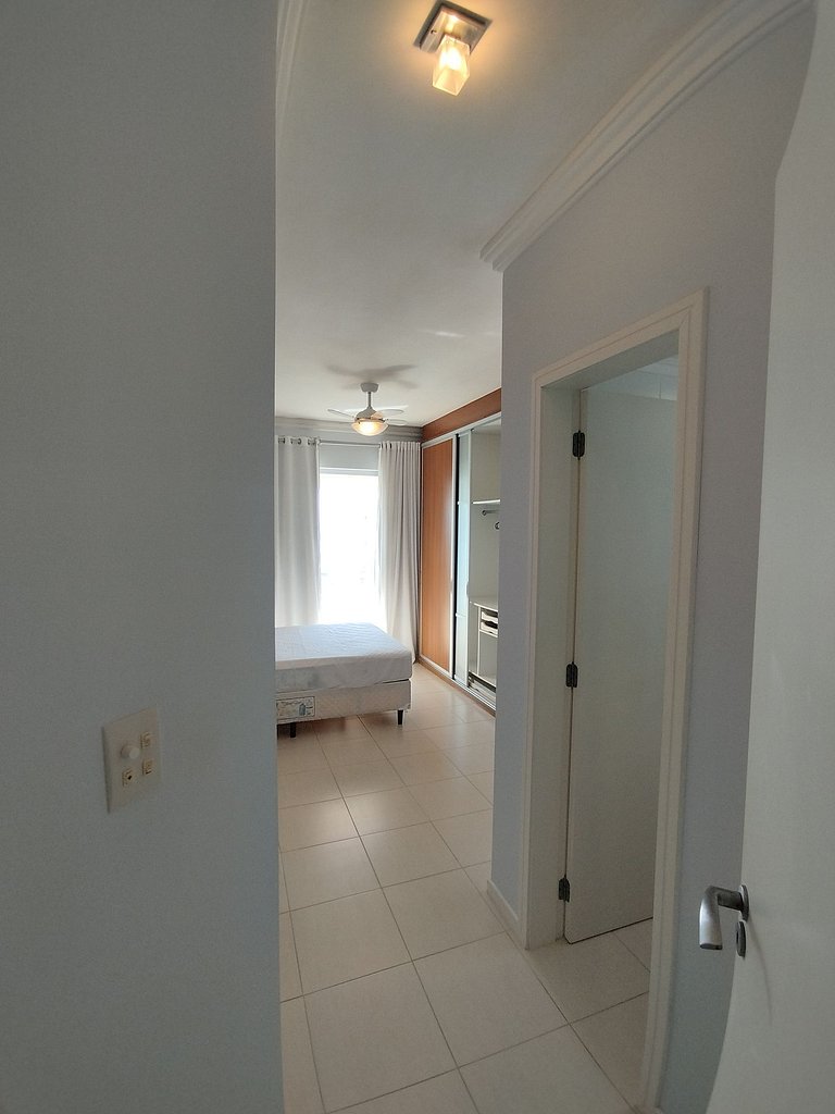 Encanto nas Alturas: Acomode-se no Elegante AP1904 em BC