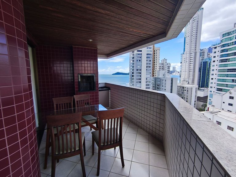 Conforto e vista mar em cada amanhecer! Columbus 103