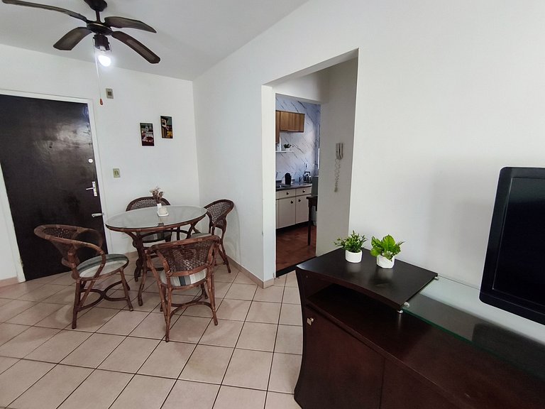 01 dorm BC - Praticidade e boa localização - Cambará