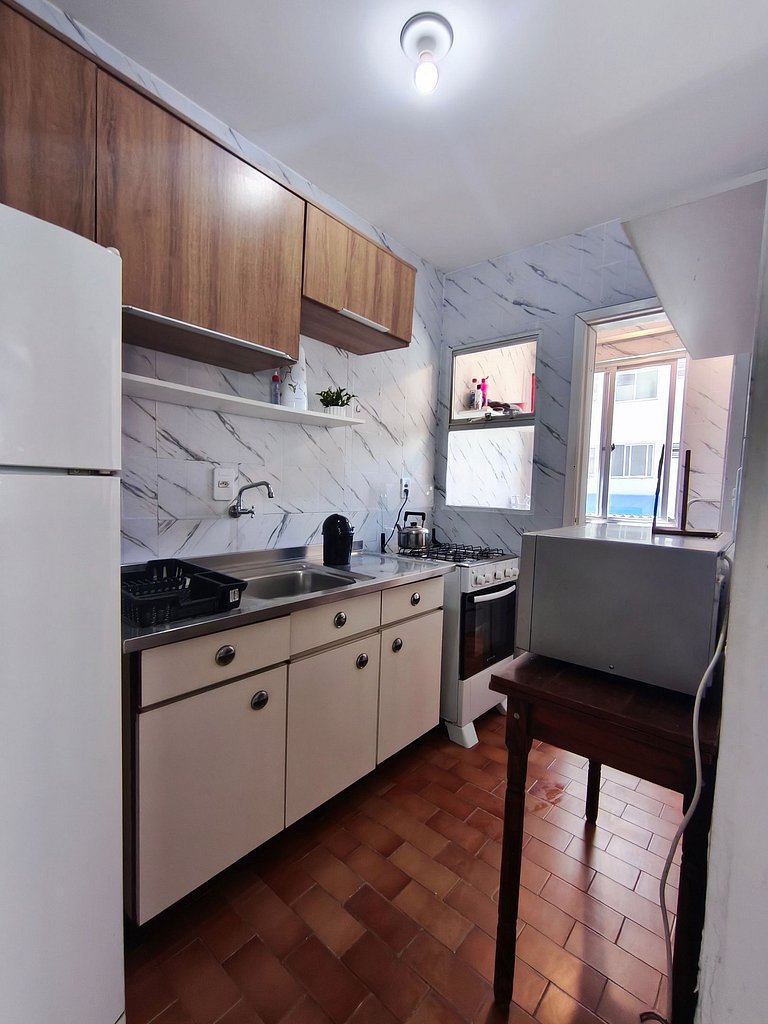 01 dorm BC - Praticidade e boa localização - Cambará