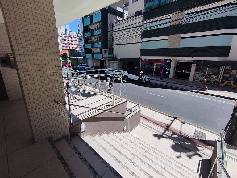 01 dorm BC - Praticidade e boa localização - Cambará