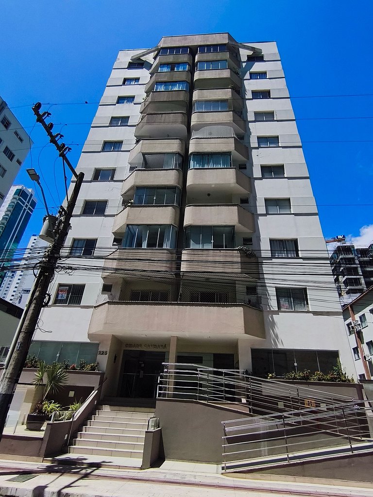 01 dorm BC - Praticidade e boa localização - Cambará