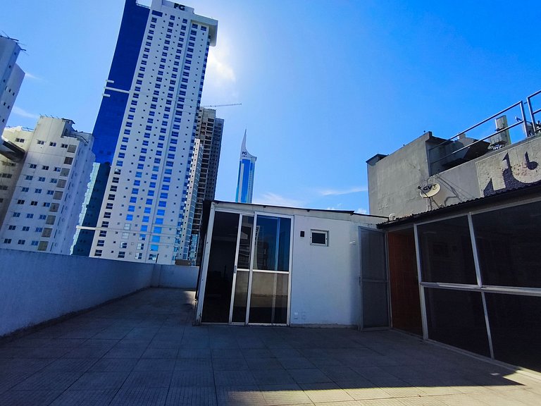 Cobertura duplex c/ terraço e churrasqueira em BC