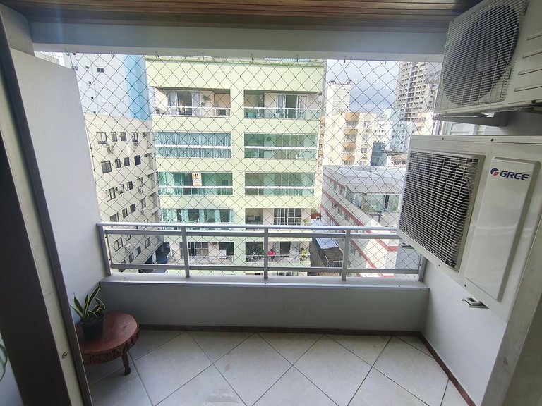 Conforto no Centro de BC | Sacada + 2 Quartos