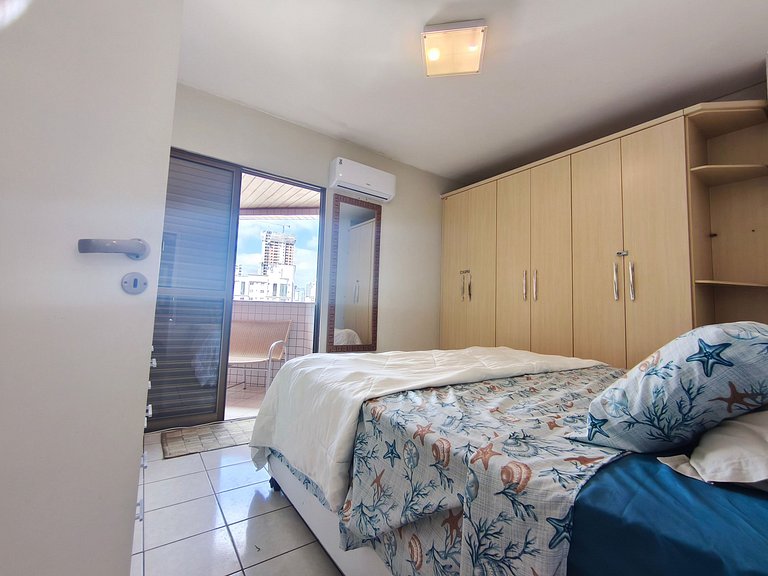 Apartamento 2 dormitórios a 130 m da praia | BC